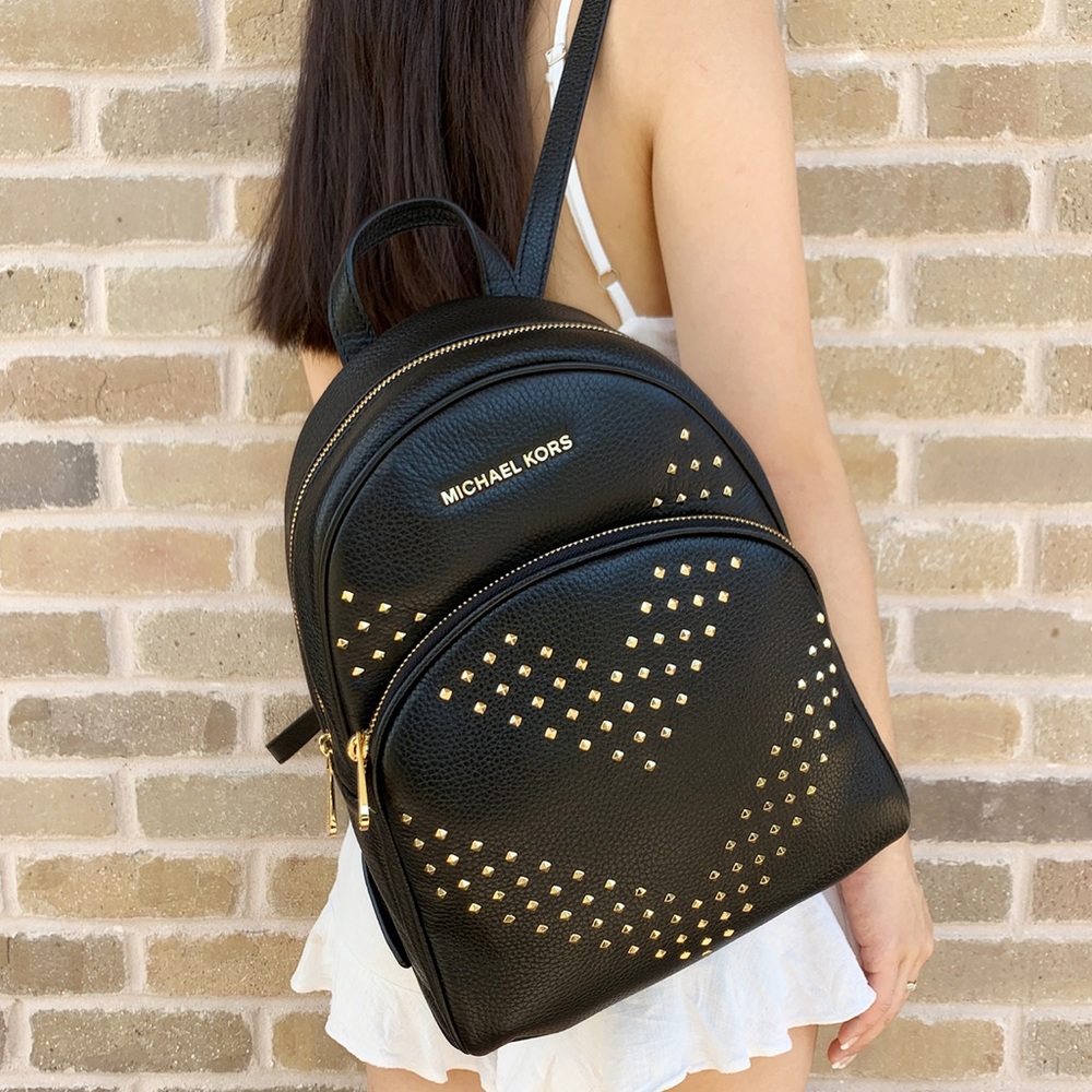 Gaby’sBags👜💕-NWTZ Michael Kors Backpack Studded - Picture 1 of 7